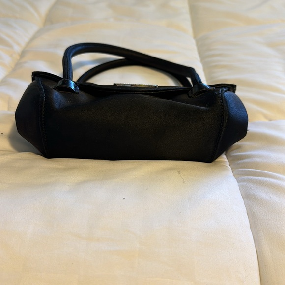 Vintage xoxo mini handbag - Picture 3 of 8